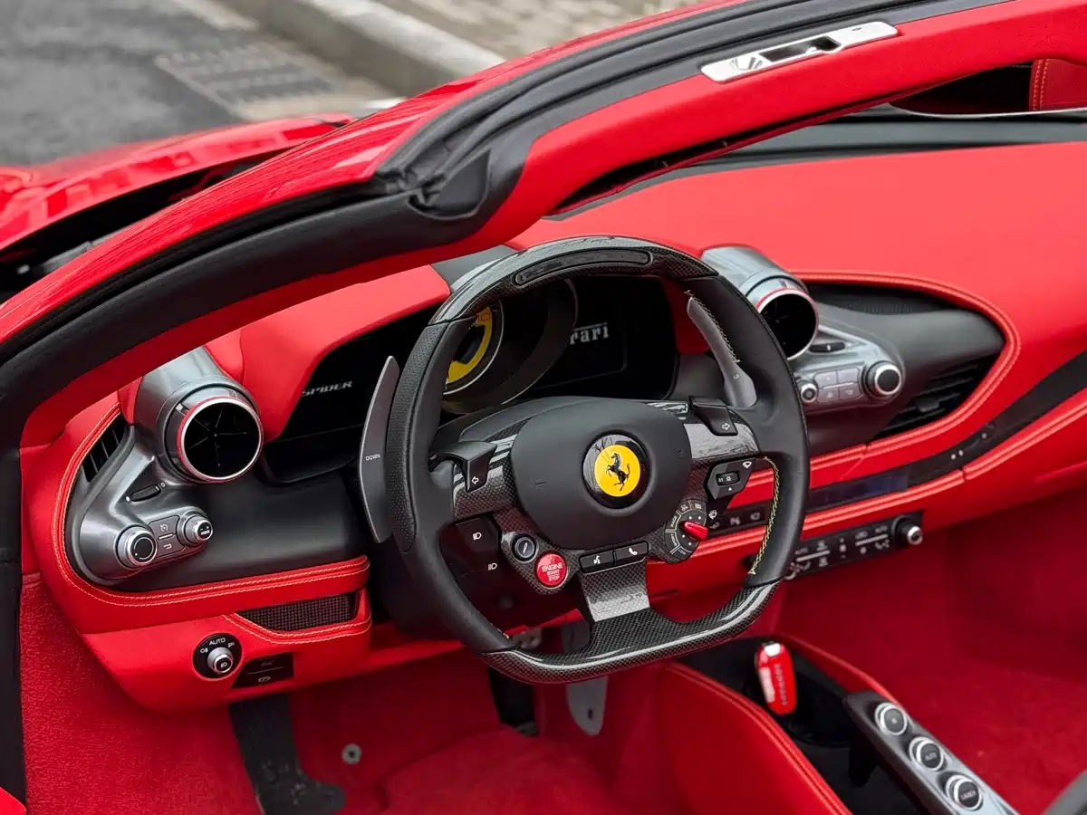 Ferrari F8 2021 2020 Spider 3.9T V8