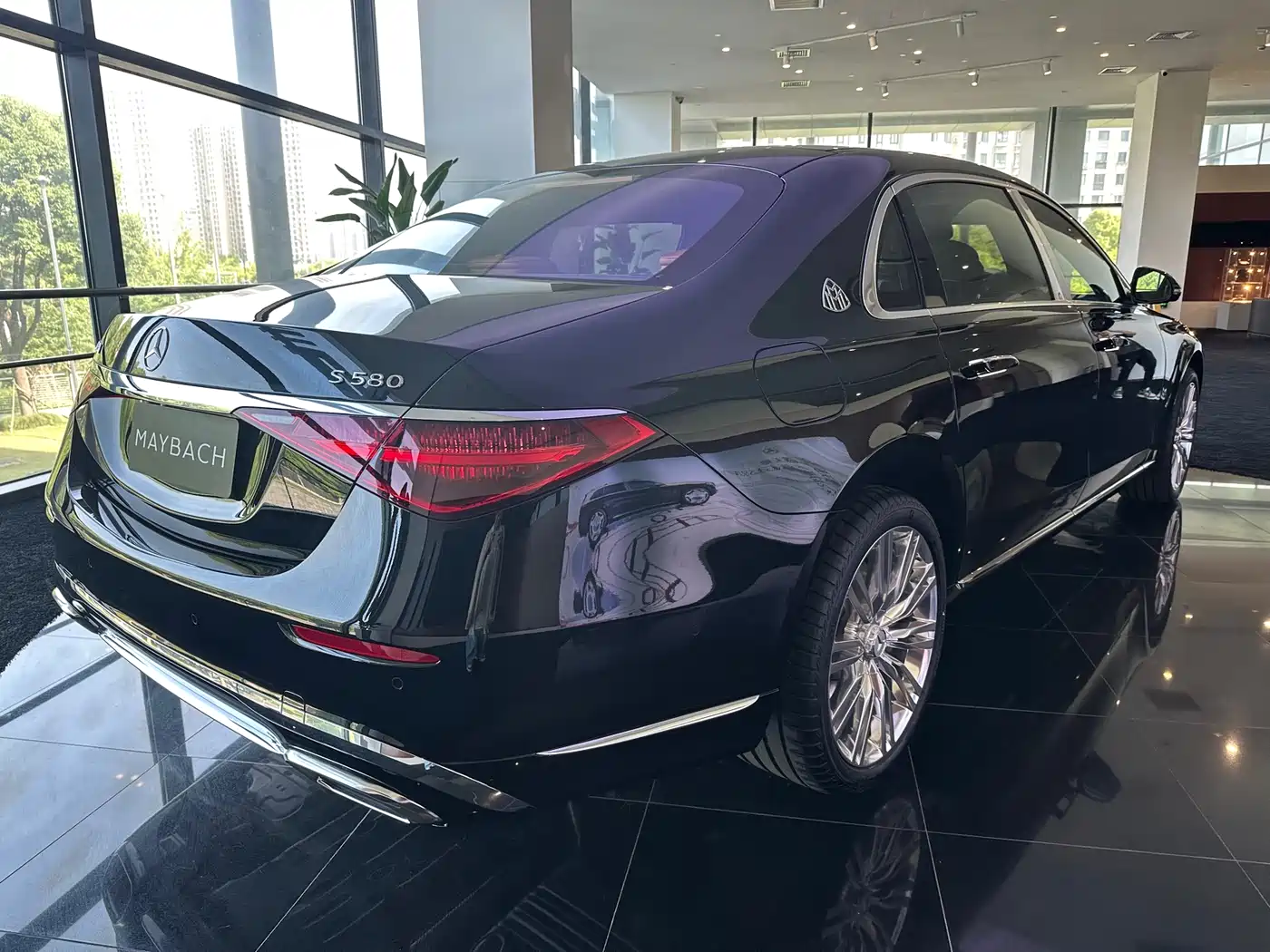 Mercedes-Benz Maybach S-Class 2026 S 580 4MATIC фото 20