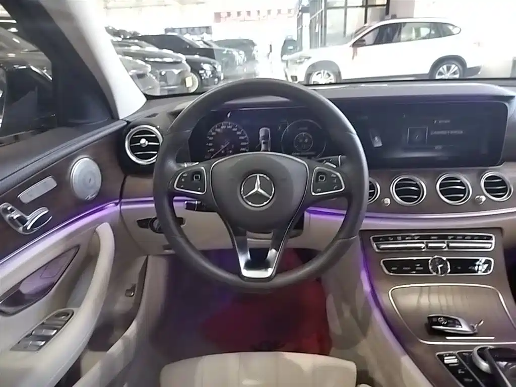 Mercedes-Benz E-Class 2018 Facelift E 200 L 4MATIC фото 11