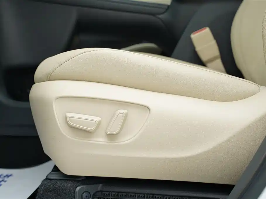 Toyota Sienna 2021 2.5L Hybrid Ultimate Edition фото 7