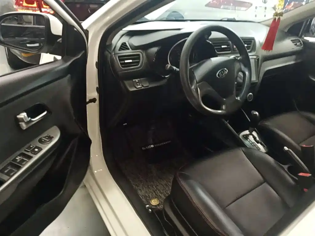Kia K2 2015 Sedan 1.4L AT GLS фото 16