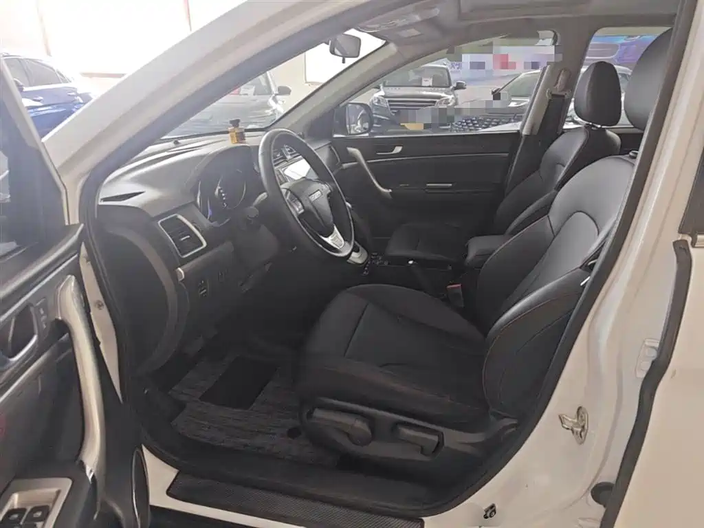 Haval M6 2019 1.5T DCT 2WD Value Edition (China VI) фото 16