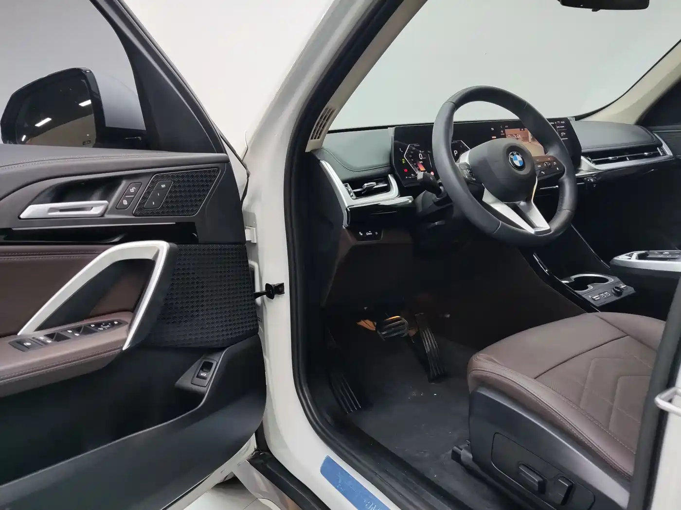 BMW X1 2023 sDrive20Li X Design Package фото 11