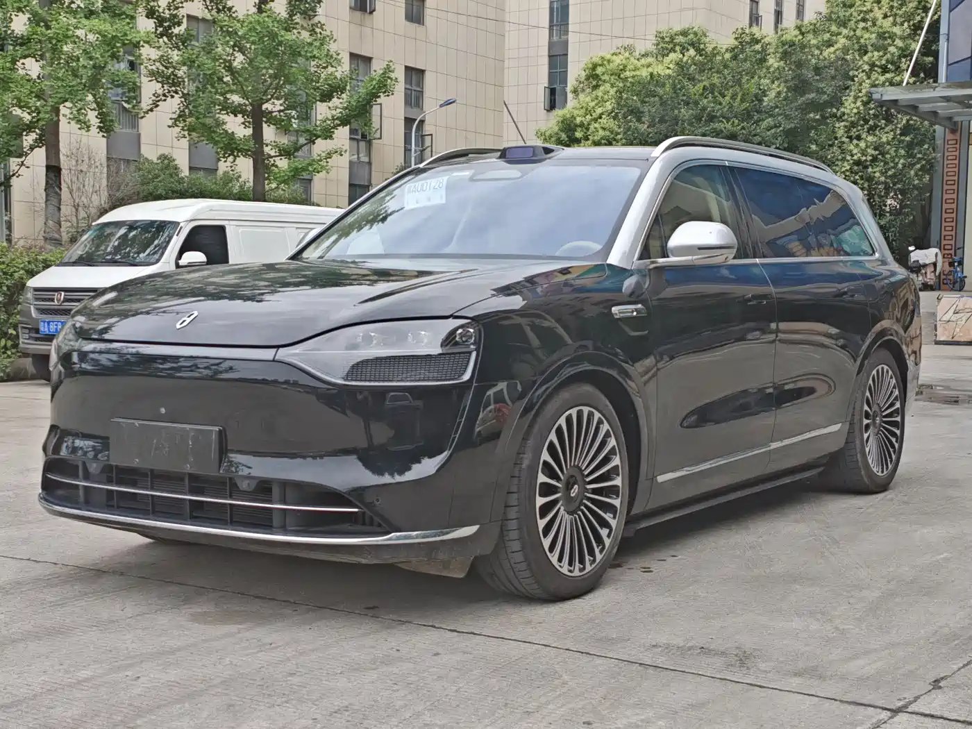 AITO Wenjie AITO M9 2025 Extended Range Ultra 52kWh 6-Seater