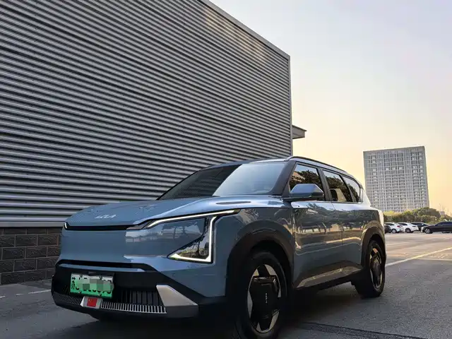 KIA EV5