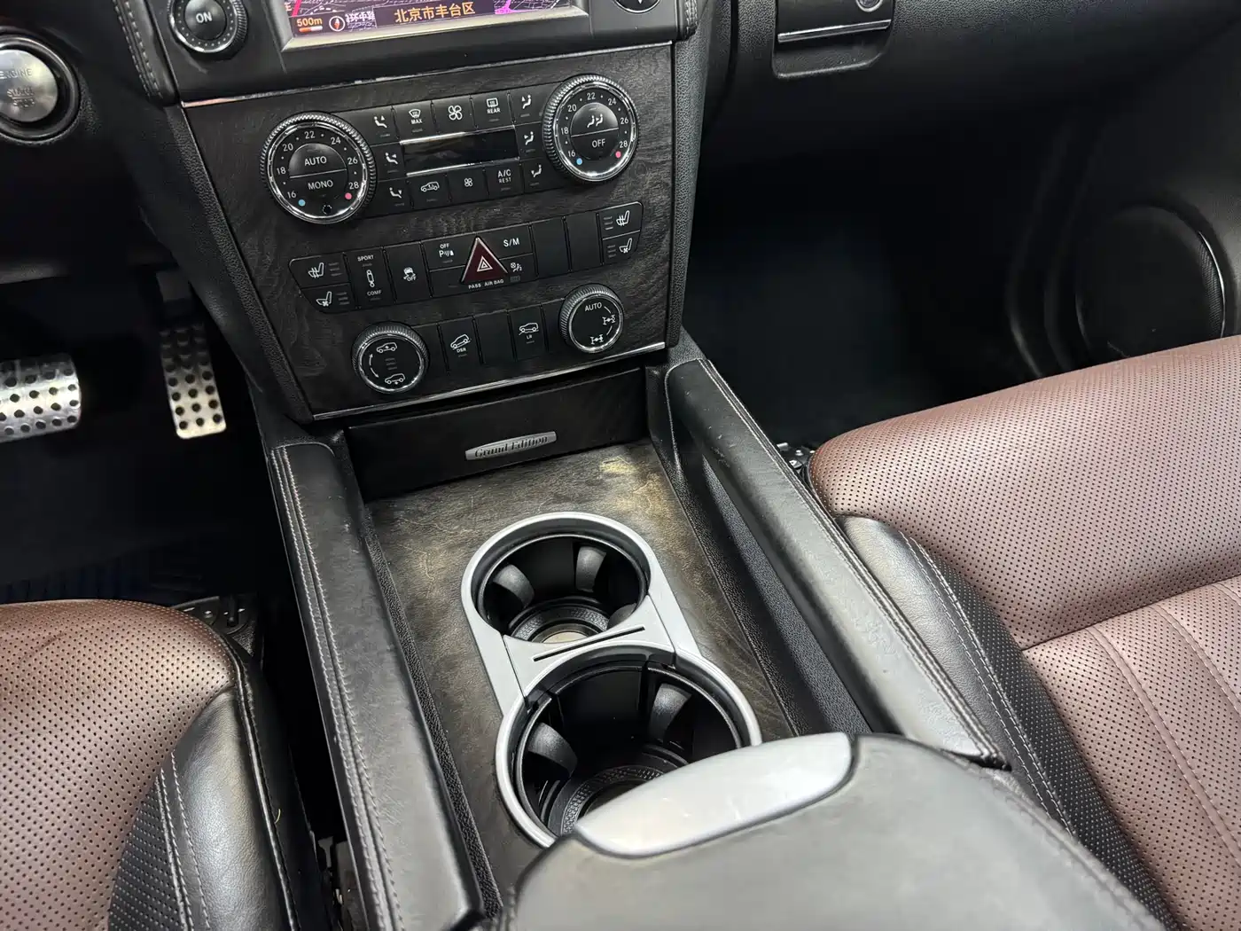 Mercedes-Benz GL-Class 2011 GL 450 Prestige Grand Edition фото 24