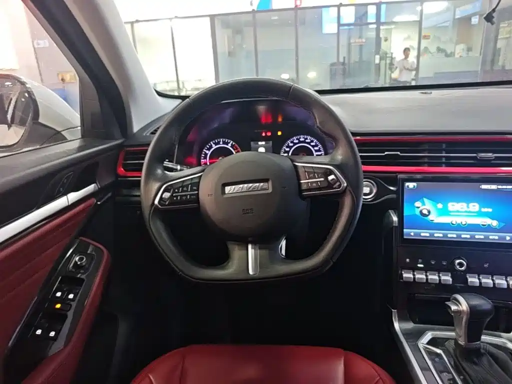 Фото 11 - Haval F5