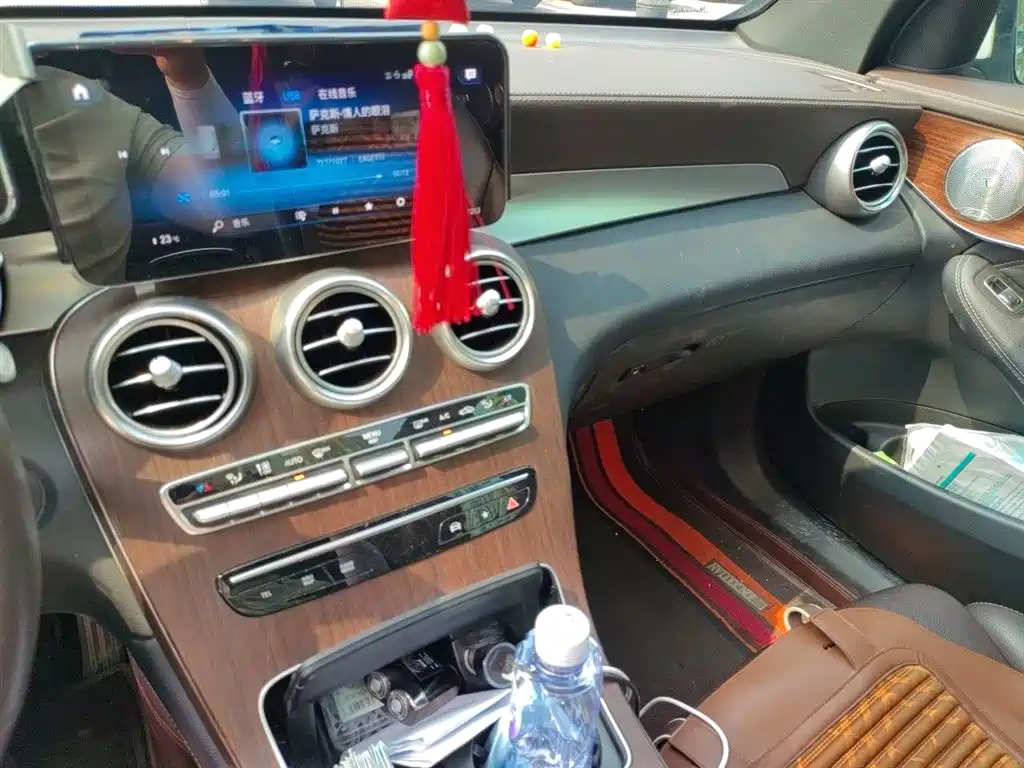 Mercedes-Benz GLC 2020 Facelift GLC 300 L 4MATIC Luxury фото 9