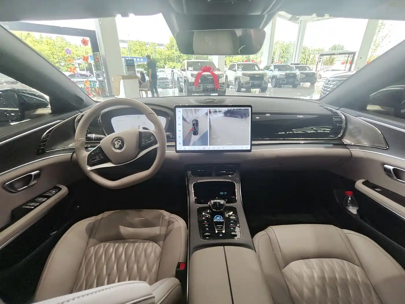 BYD Han 2025 DM-i Smart Driving Edition 125KM LiDAR Flagship фото 6