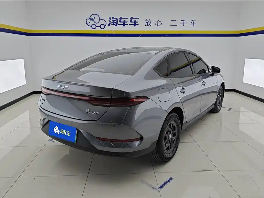 BYD Qin PLUS 2025 DM-i Smart Drive 55KM Leader фото 3