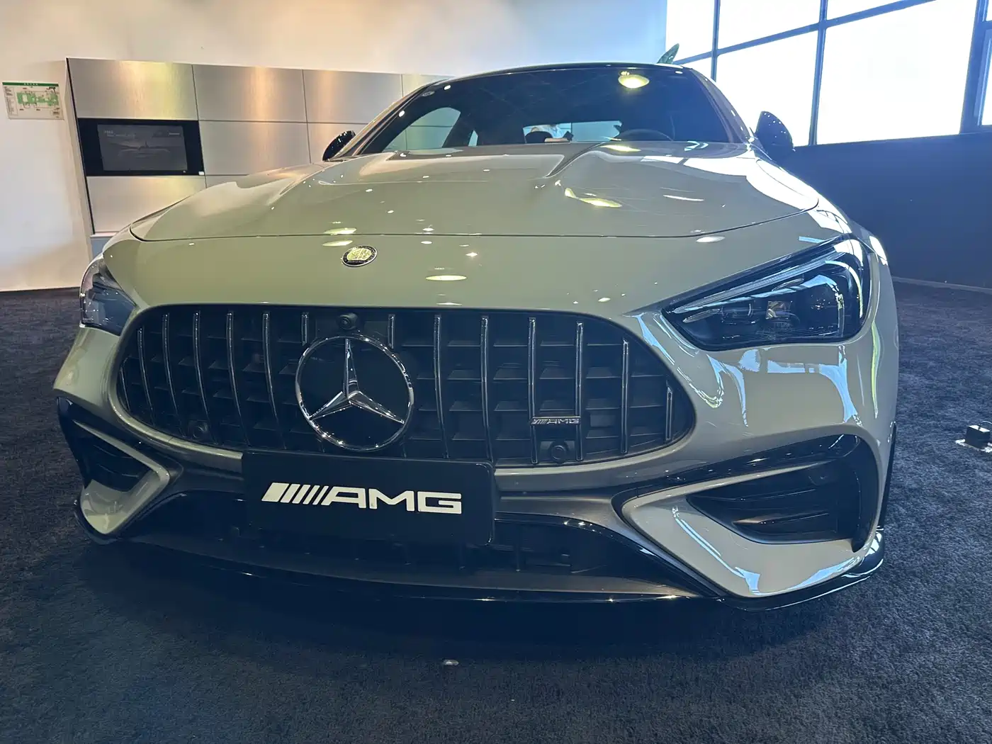 Mercedes-Benz Mercedes-AMG CLE 2025 Model Year Facelift AMG CLE 53 4MATIC+ Coupe фото 2