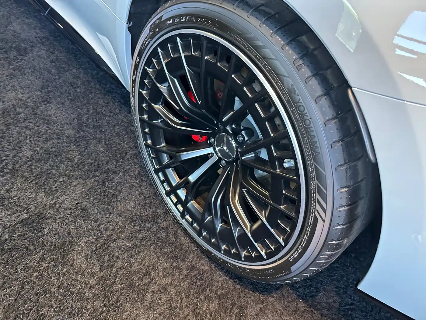 Mercedes-Benz Mercedes-AMG CLE 2025 Model Year Facelift AMG CLE 53 4MATIC+ Coupe фото 10