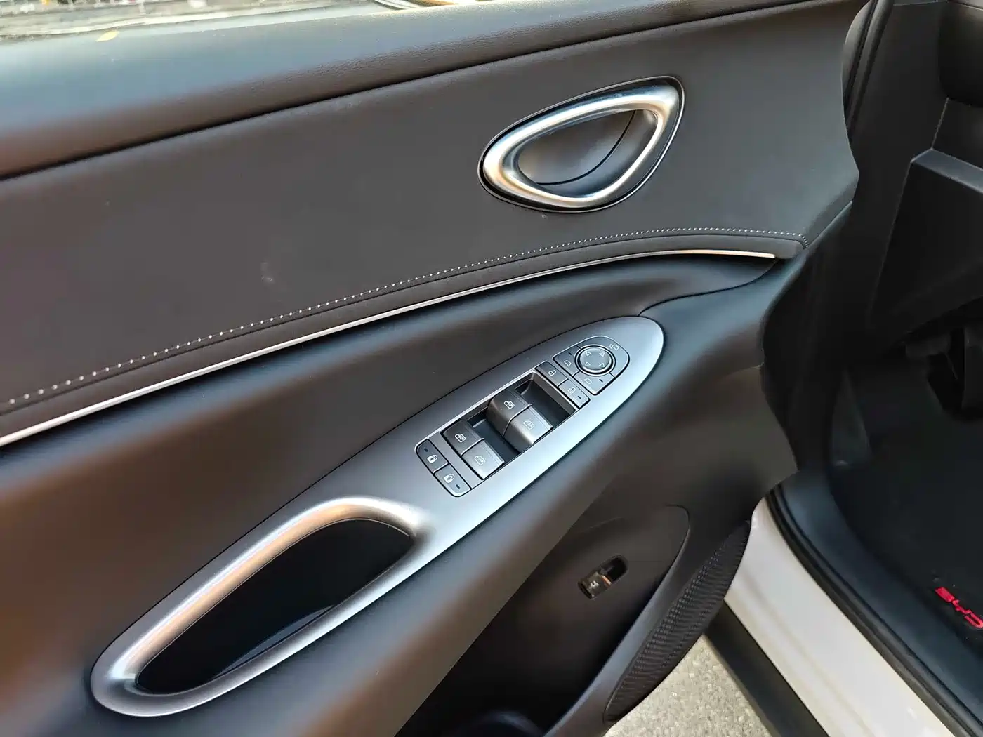 BYD Sealion 06 New Energy 2025 DM-i 170 Pilot Pro Edition фото 23