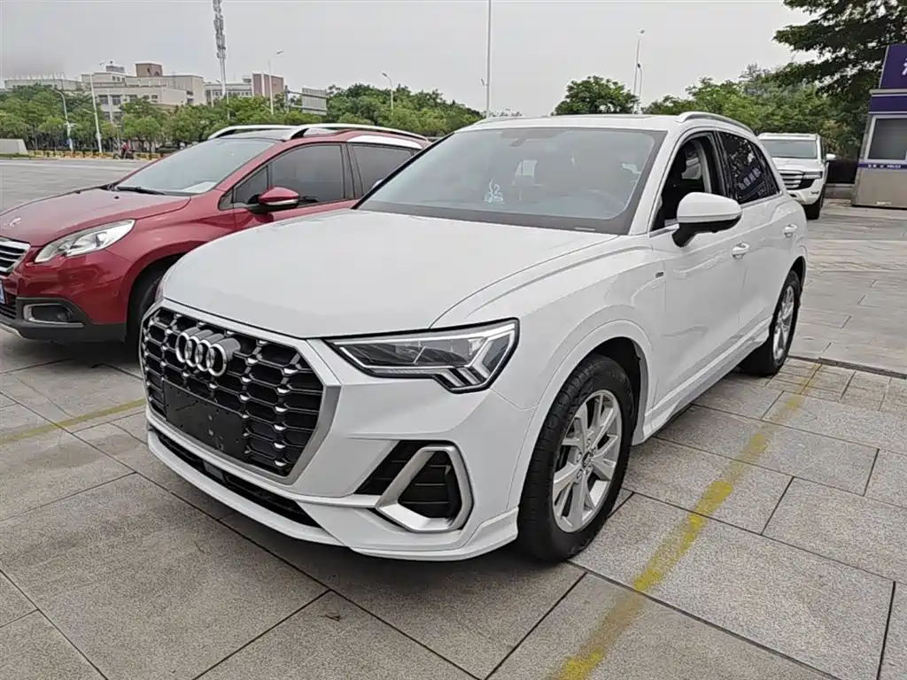 Audi Q3 2019 35 TFSI Progressive Sport фото 2