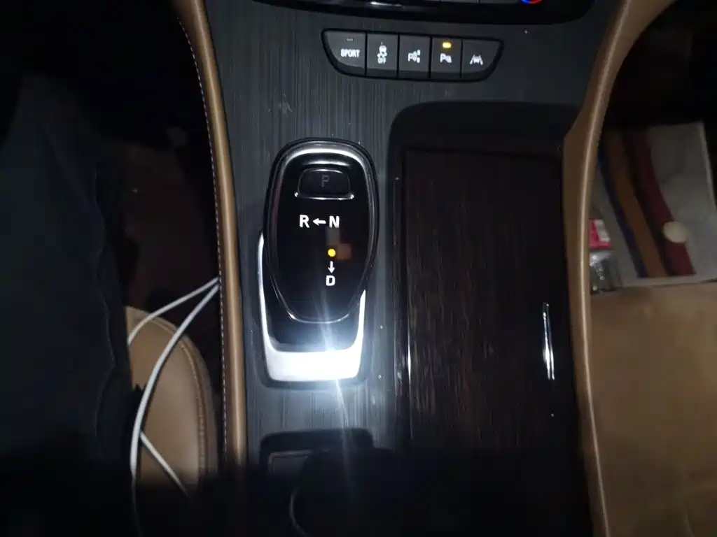 Photo 7 - Buick LaCrosse
