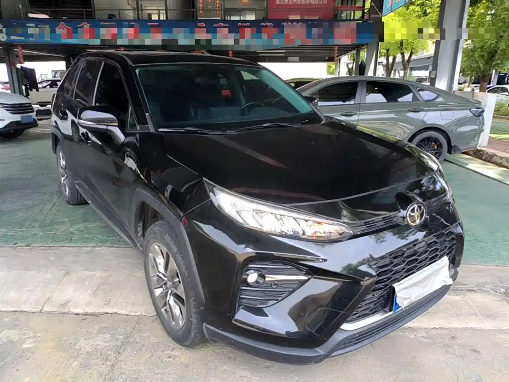 Toyota Wildlander 2020 2.0L CVT 2WD Luxury Edition фото 4