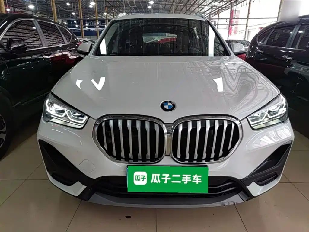 BMW X1 2022 sDrive25Li Leading фото 3