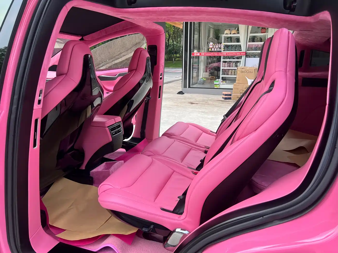 TESLA MODEL X