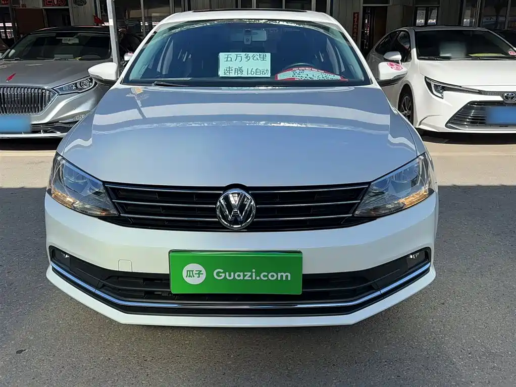 Volkswagen Sagitar 2017 1.6L Automatic Comfort фото 15