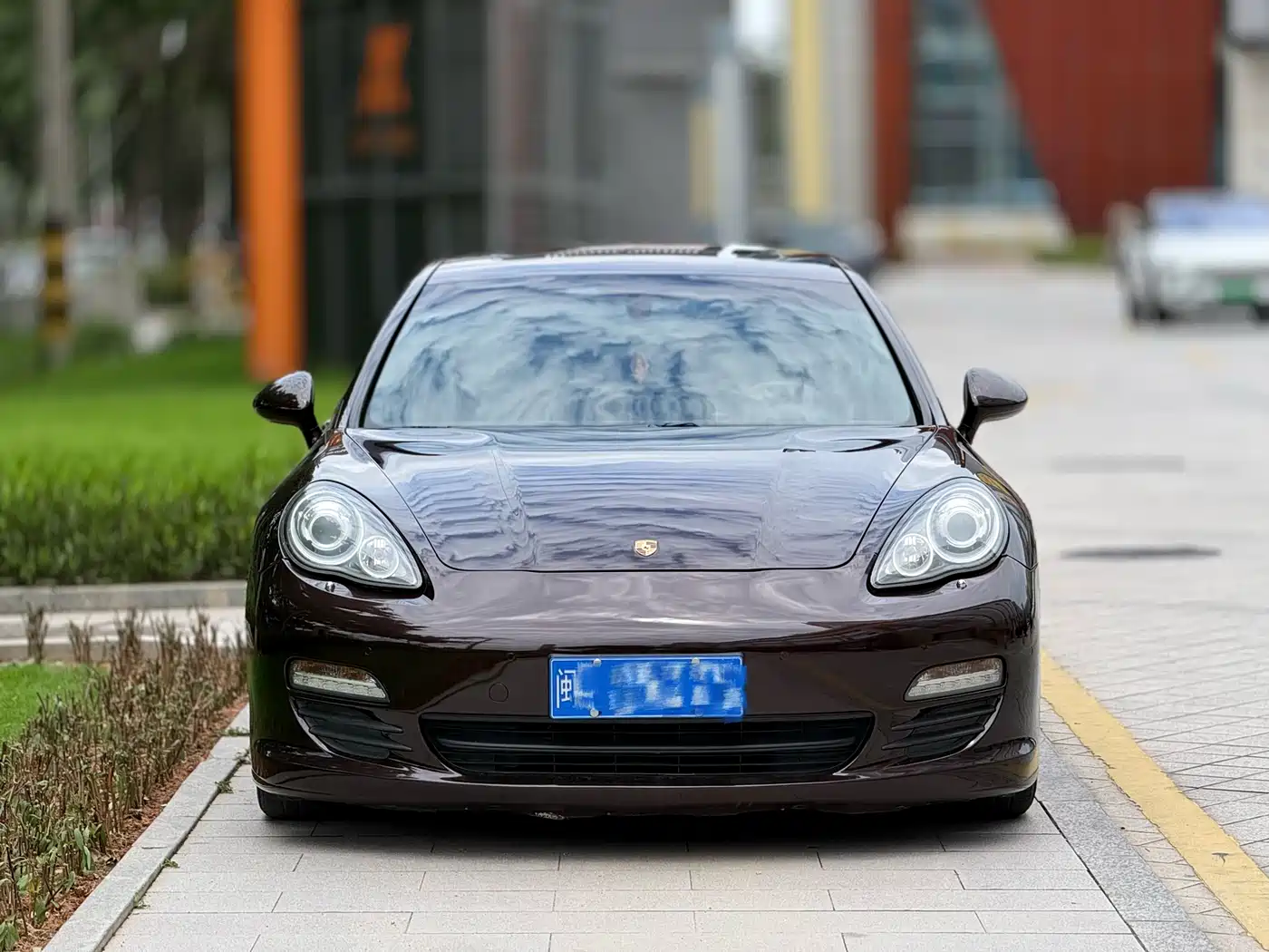 Porsche Panamera 2013 Panamera Platinum Edition 3.6L фото 2