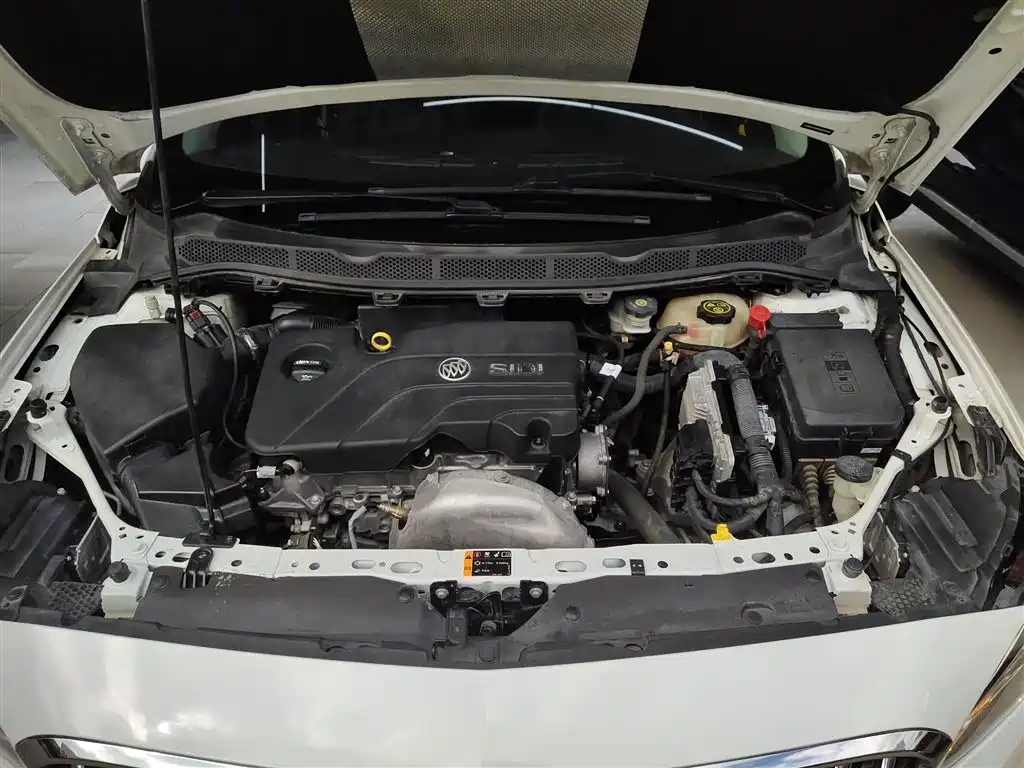 Buick Verano 2015 Sedan 15S Automatic Progressive фото 20