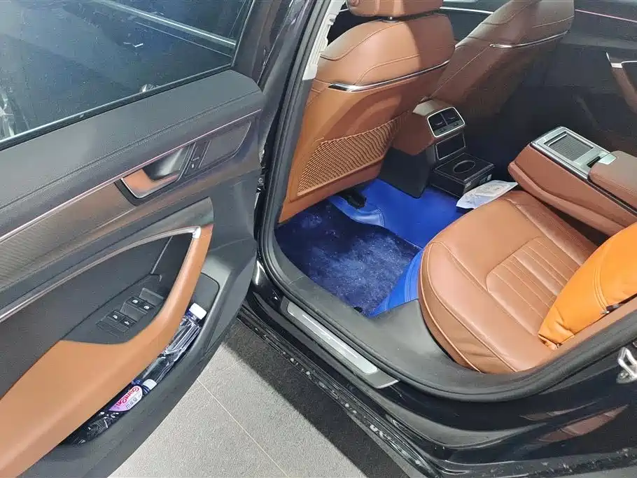 Audi A6L 2022 45 TFSI quattro Premium Elegance фото 11