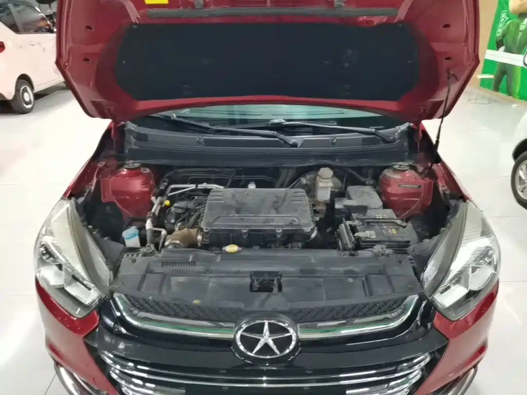 JAC Motors Refine S2 2015 2015 1.5L CVT Luxury Smart