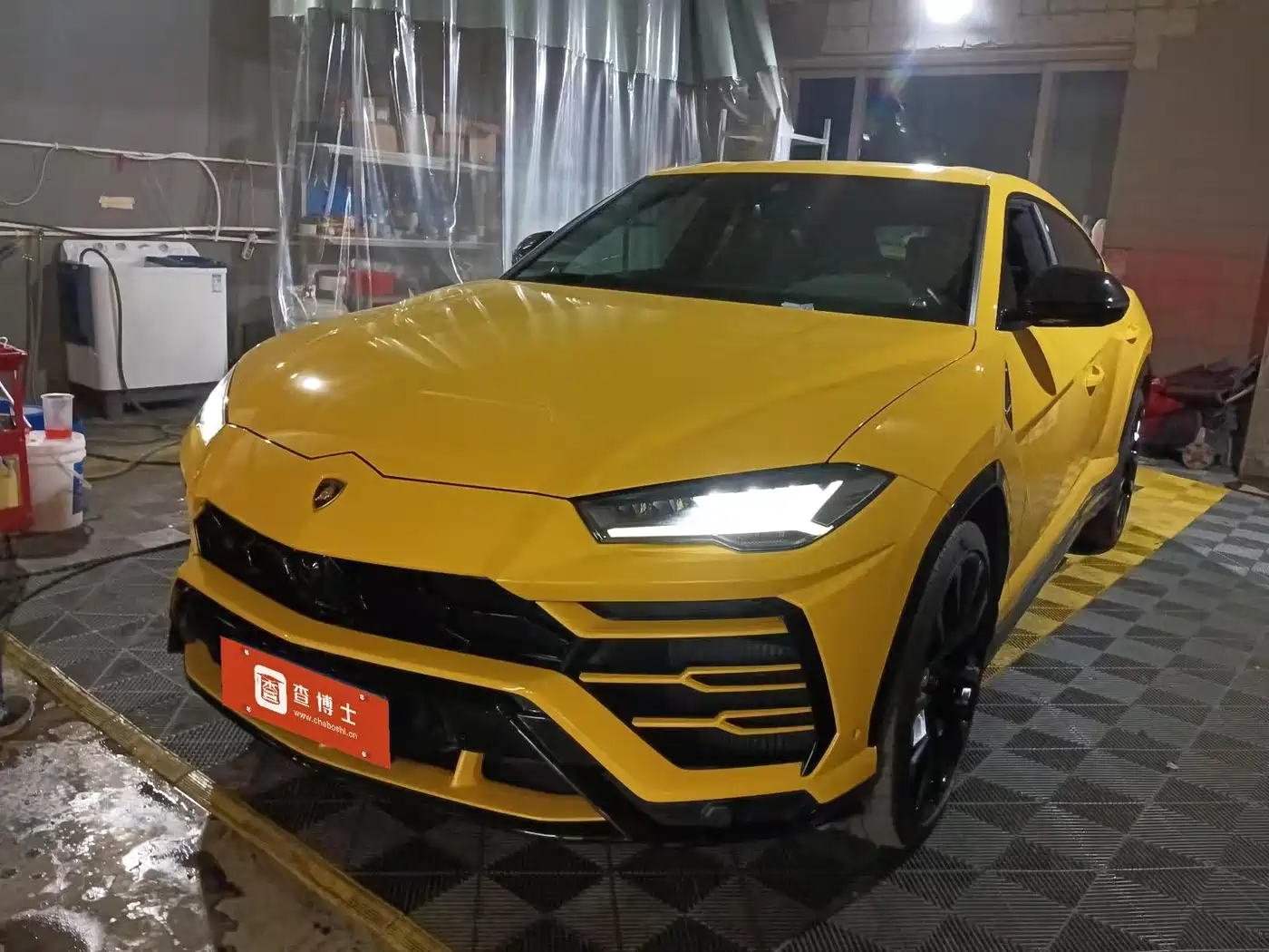 Lamborghini Urus 2021 4.0T V8
