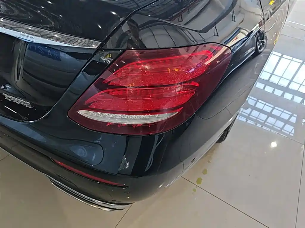Mercedes-Benz E-Class 2018 Facelift E 300 L Luxury фото 8