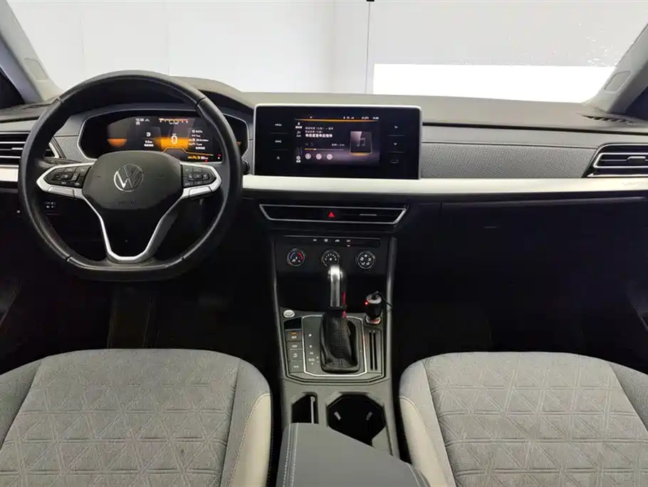 Volkswagen Lavida 2023 300TSI DSG Comfort Edition фото 12