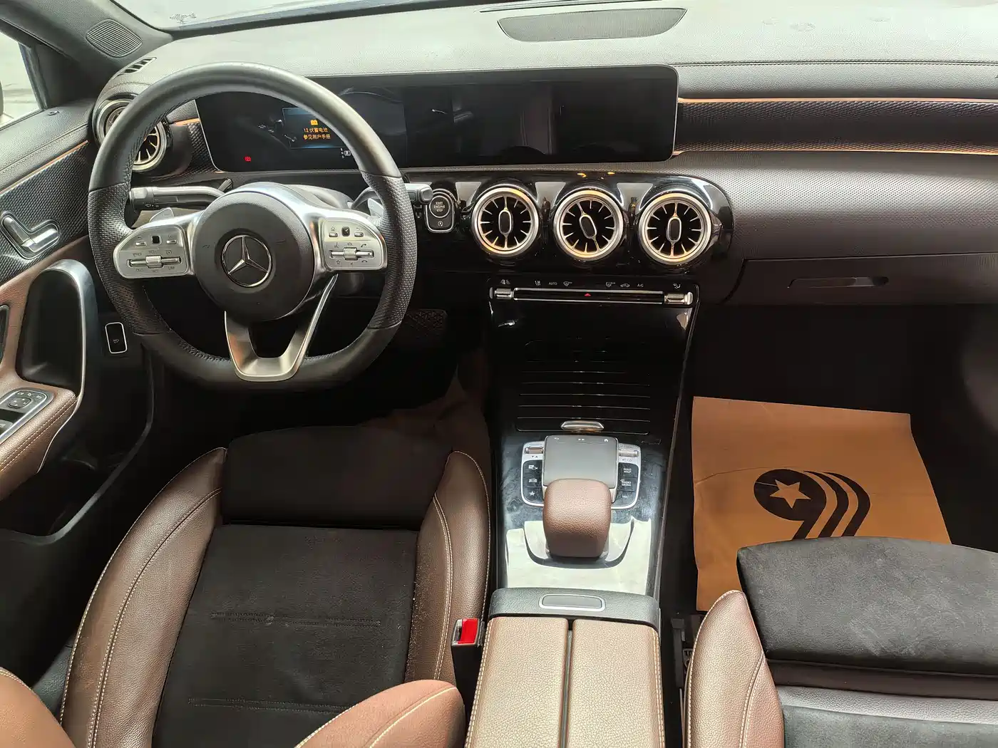 Mercedes-Benz A-Class 2019 A 200 L Sport Sedan фото 5