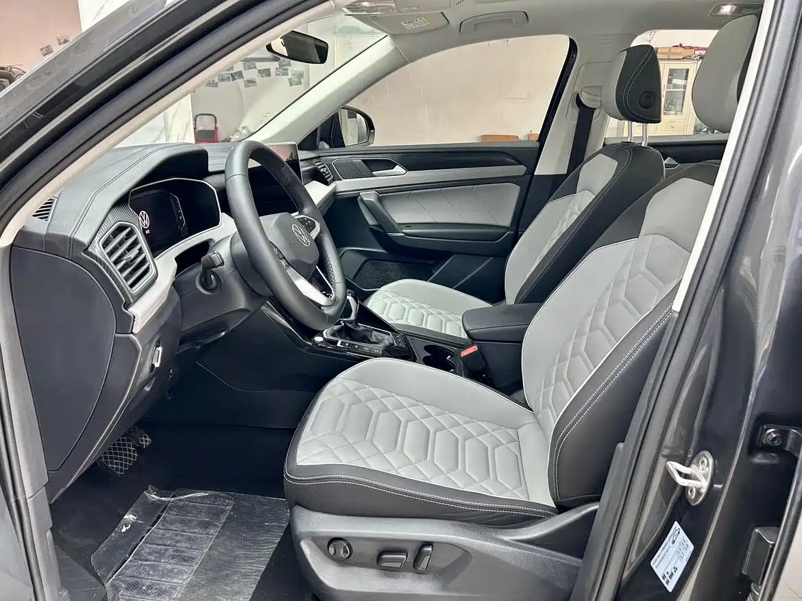 Volkswagen Tayron 2023 280TSI 2WD Luxury Plus Advanced Edition фото 9