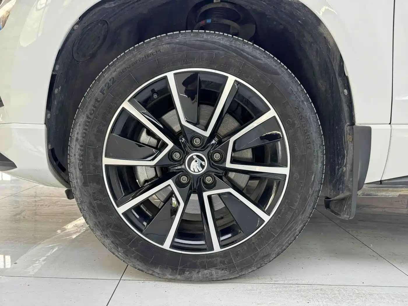 Škoda Karoq 2023 TSI280 Premium Edition фото 7