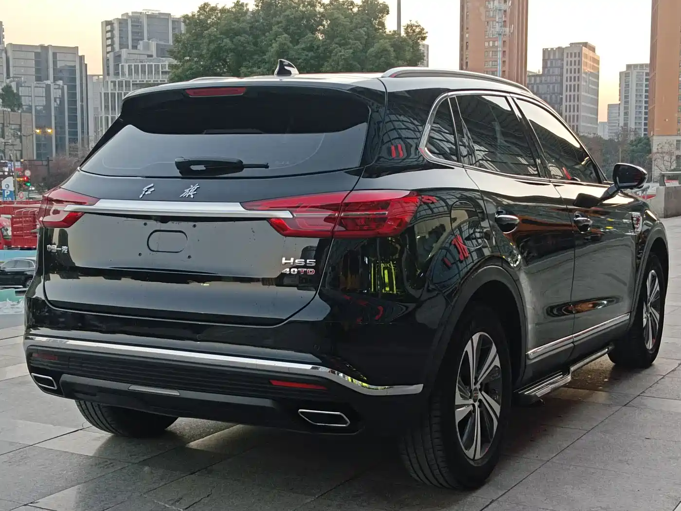 Hongqi HS5 2019 2.0T Smart Connect Enjoy Edition фото 8