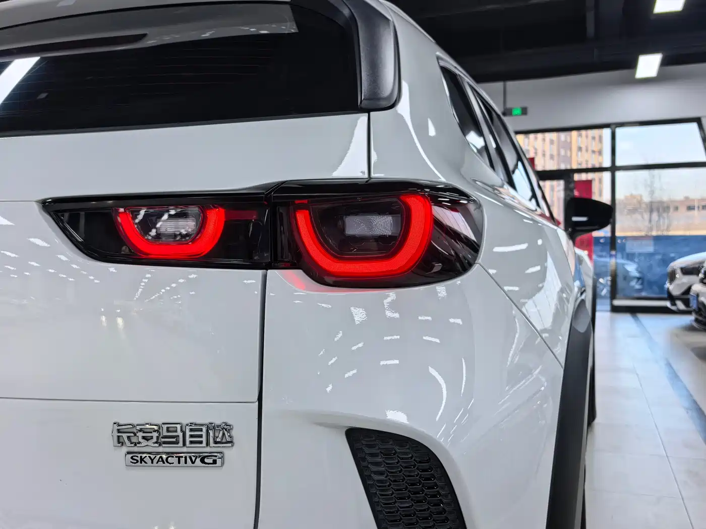 Фото 5 - Mazda CX-50