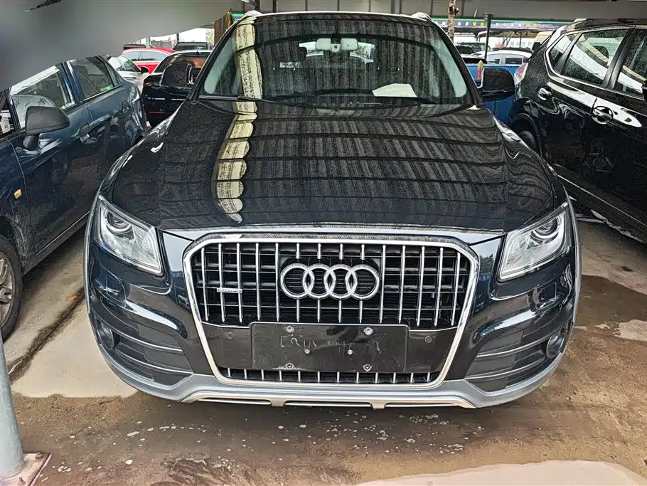 Audi Q5 2017 Plus 40 TFSI Technology фото 2
