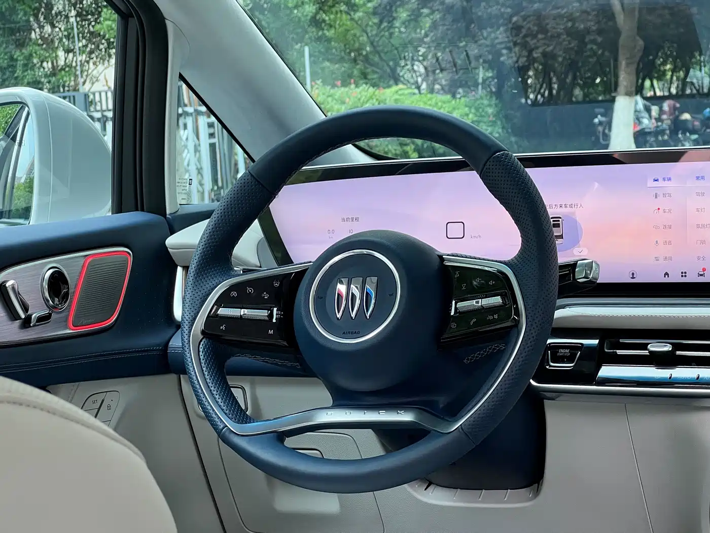Buick Century 2025 2.0T 7-Seater World Edition фото 19