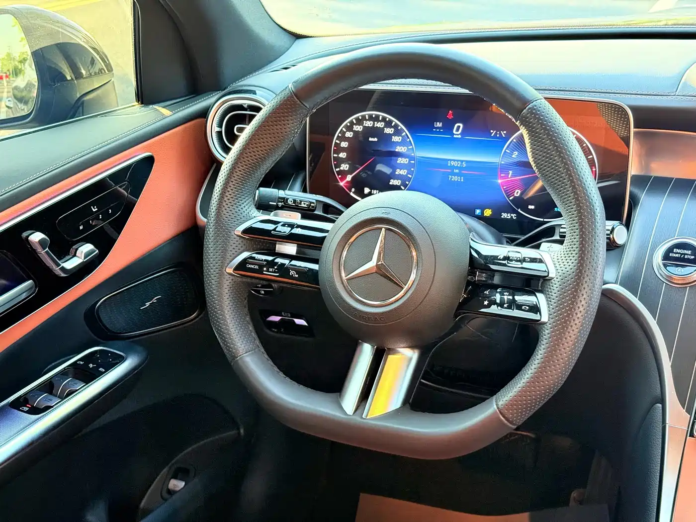 Mercedes-Benz GLC, миниатюра 7