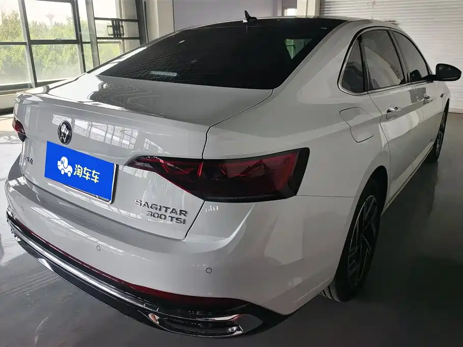 Volkswagen Sagitar 2025 300TSI DSG Surpass Edition фото 3