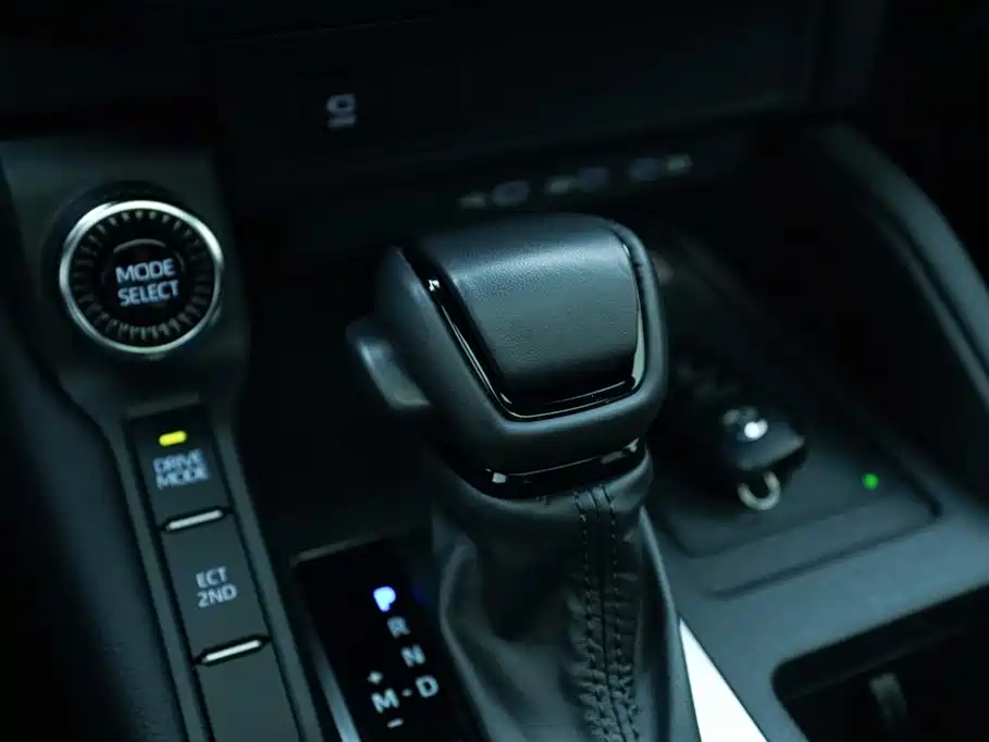 Toyota Prado 2024 2.4T All-Terrain TX Edition 5-Seater фото 9