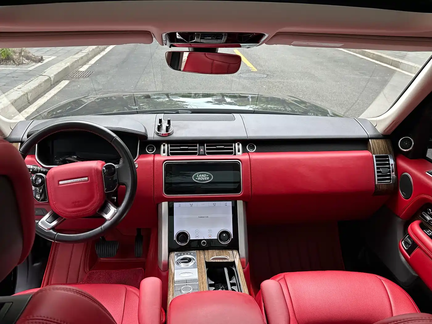 Land Rover Range Rover 2019 3.0 SCV6 Heritage Edition фото 8
