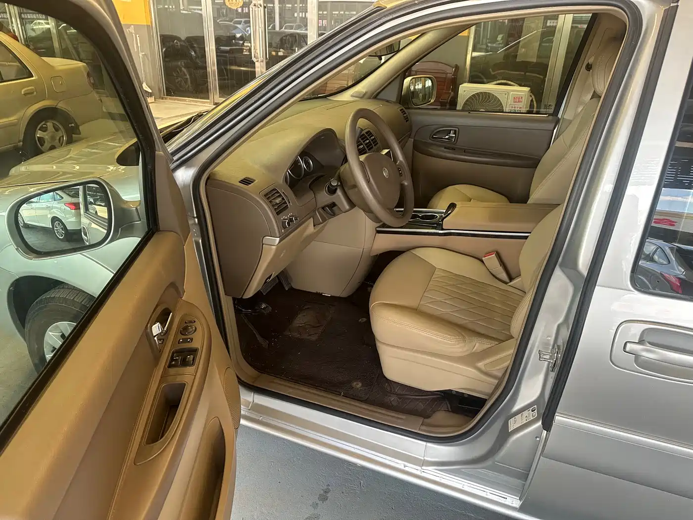 Buick GL8 2014 2.4L Classic Edition фото 13