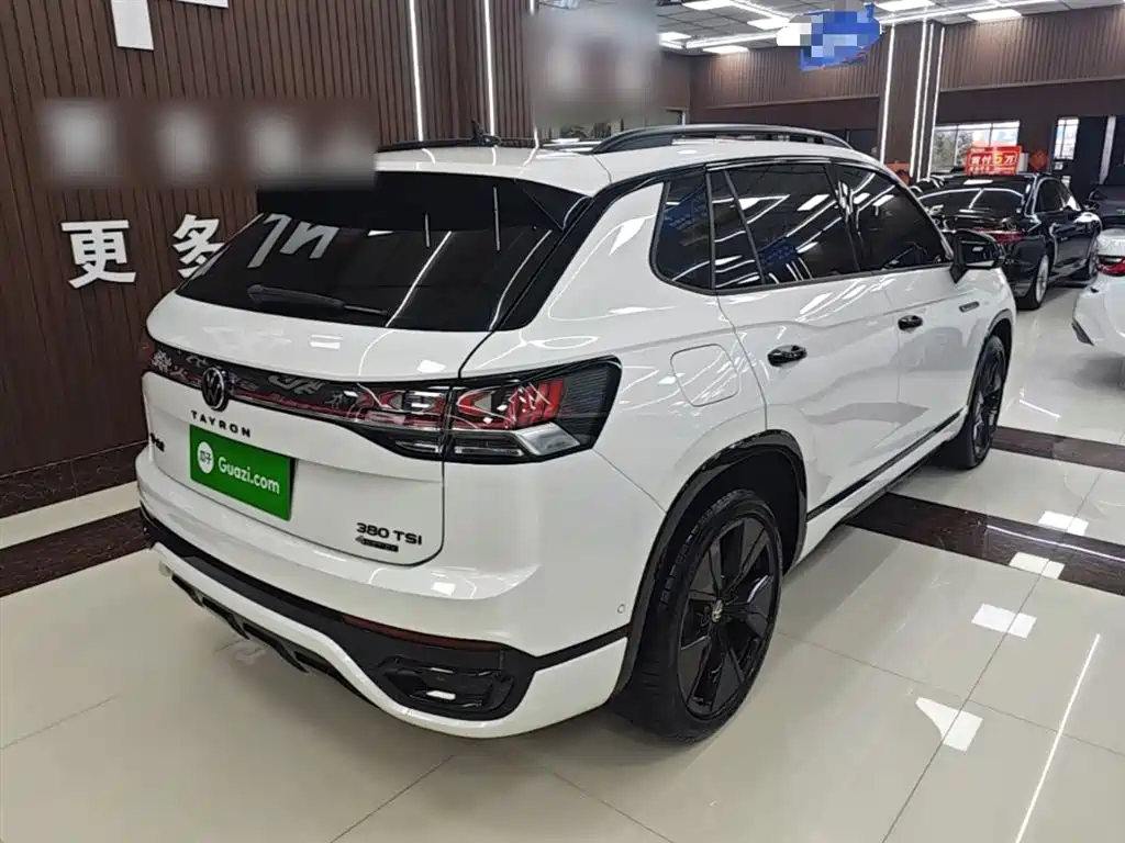Volkswagen Tayron 2023 Facelift 380TSI 4WD R-Line Pro Smart Edition фото 7