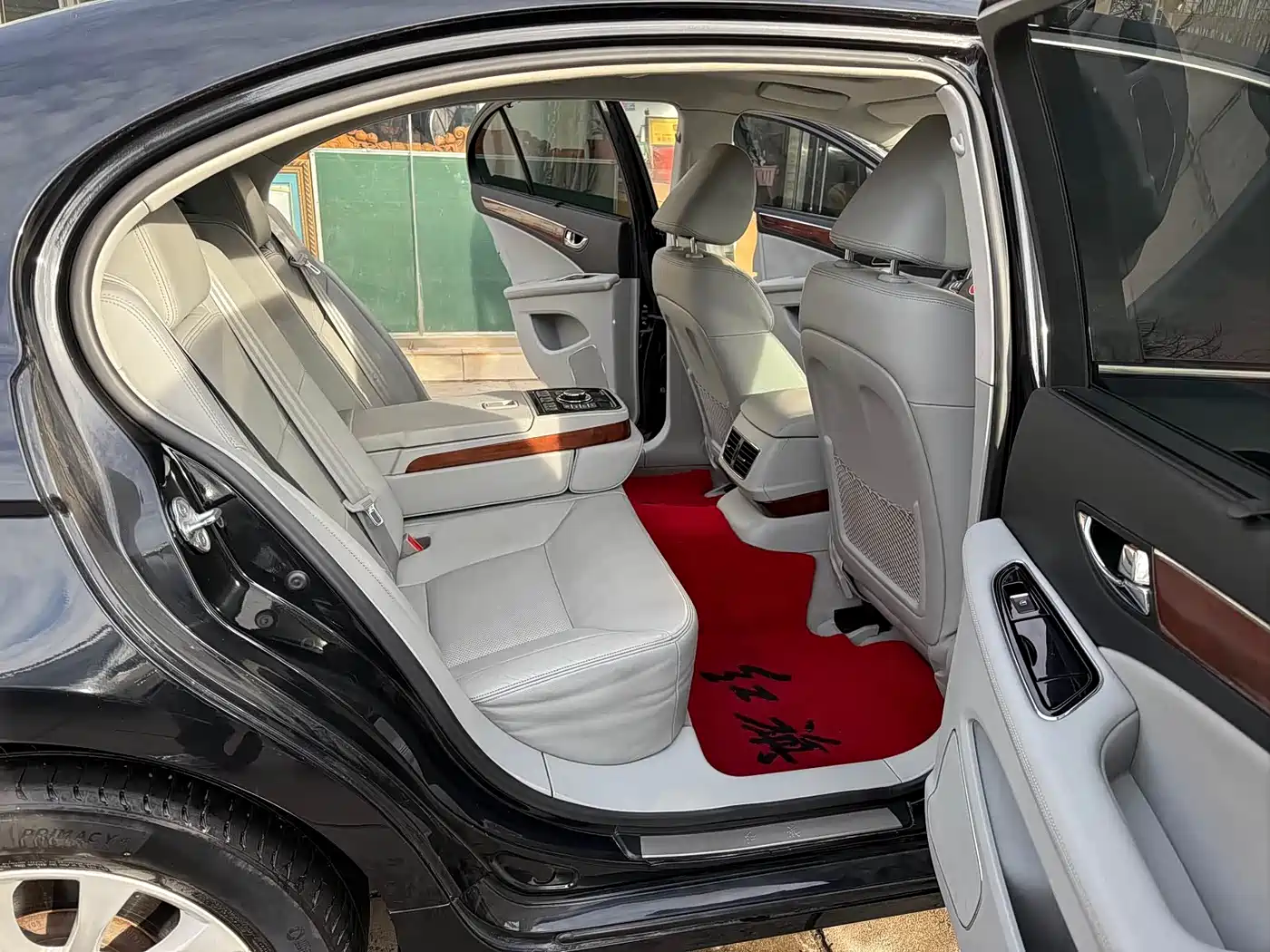 Hongqi H7 2015