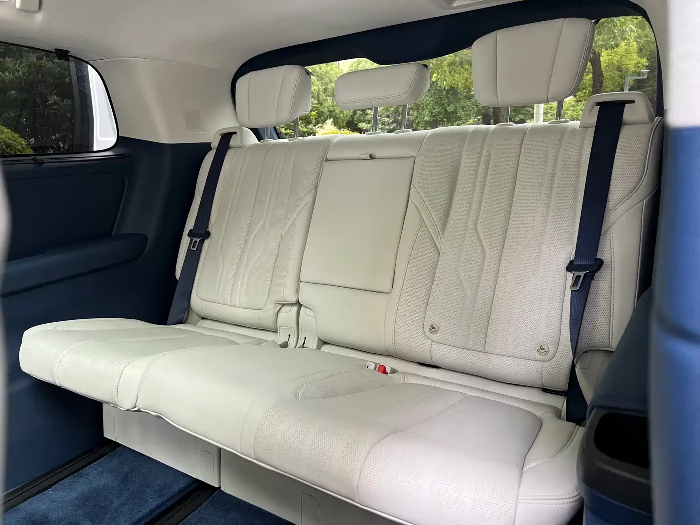 Buick Century 2025 2.0T 7-Seater World Edition фото 10