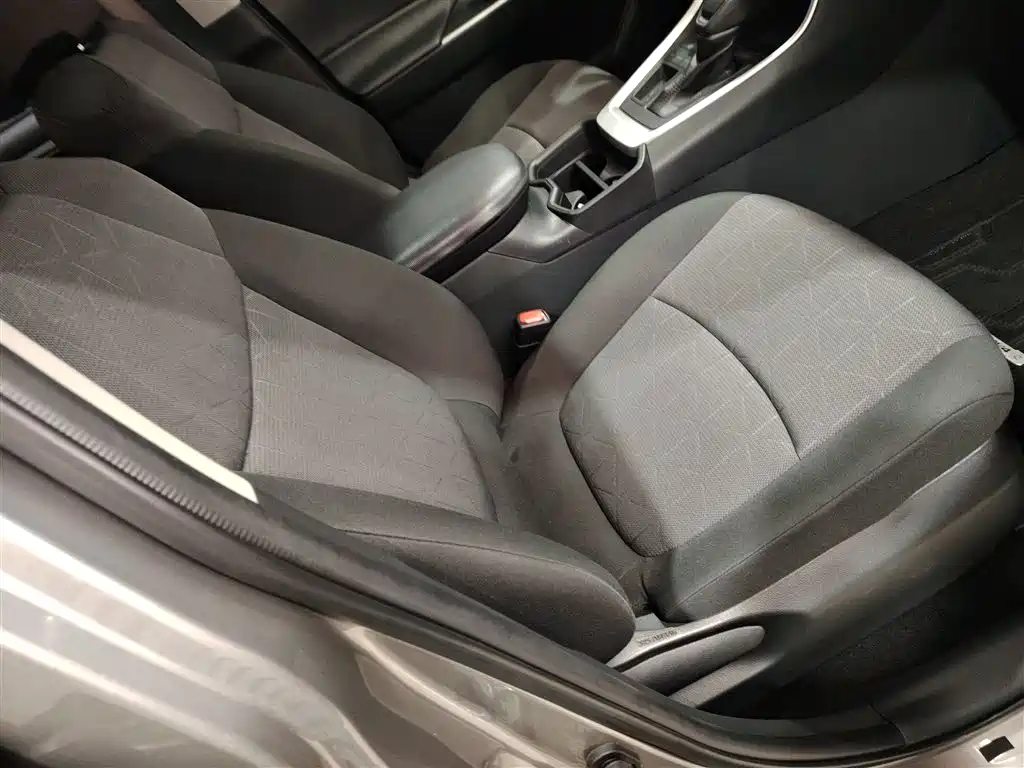 Toyota RAV4 Rongfang 2020 2.0L CVT 2WD Trend Edition фото 19