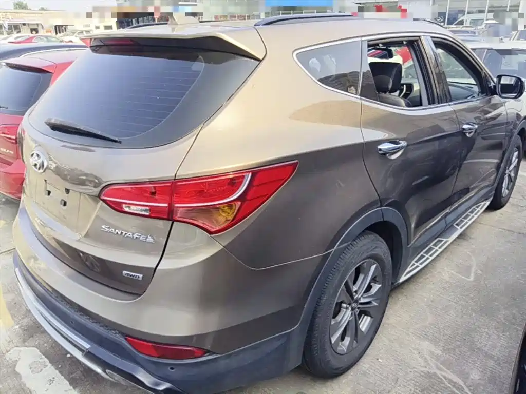 Hyundai Santa Fe 2015 2.0T Automatic 4WD Smart 7-seater фото 7
