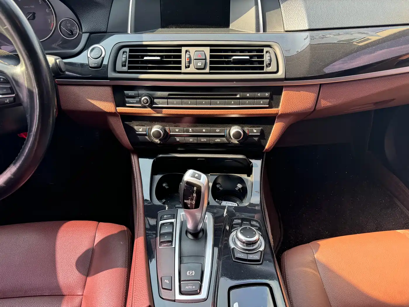 BMW 5 Series 2017 520Li Classic Edition фото 6