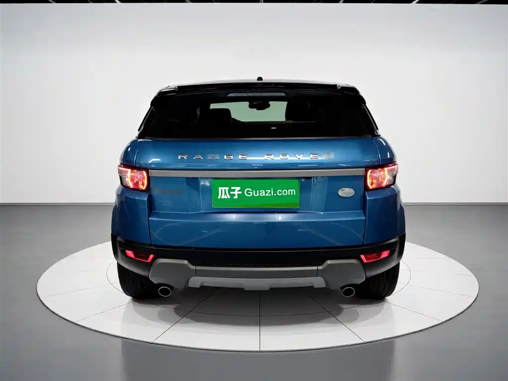 Land Rover Range Rover Evoque 2015 2.0T 5-Door Intelligent Edition фото 4