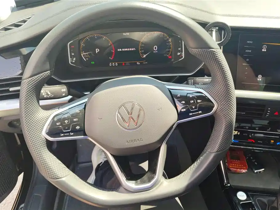 Volkswagen Passat 2024 330TSI Elite Edition фото 15